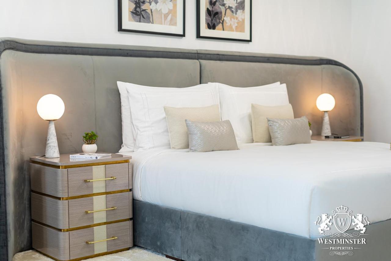Westminster Burj Residences Дубай Экстерьер фото
